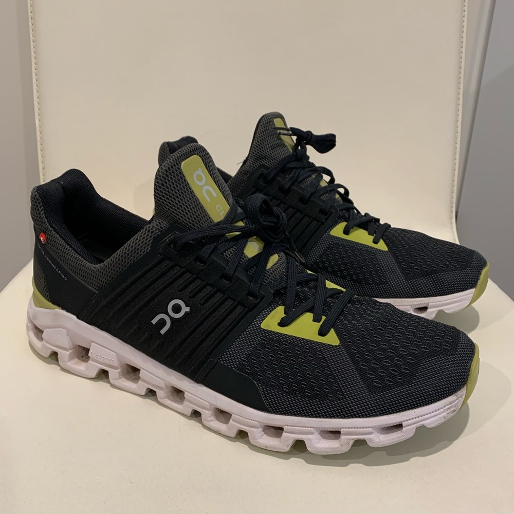 ON Running Shoes Cloudswift size 11.5 shoes black citron